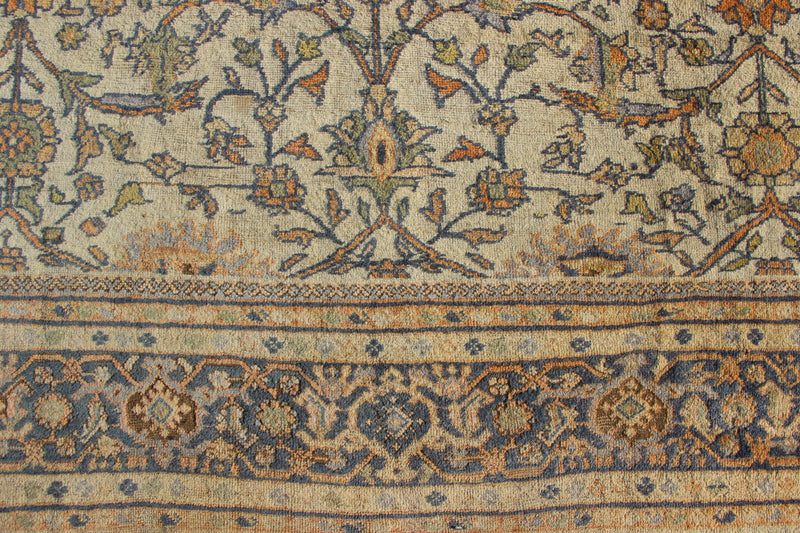 Antique Ziegler and Co Carpet, Ivory 336 x 423cm / 11'0" x 13'10"