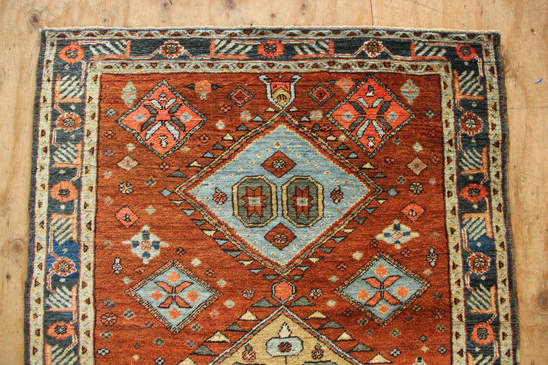 Antique Small Heriz Carpet 127 x 185cm / 4'2" x 6'1"