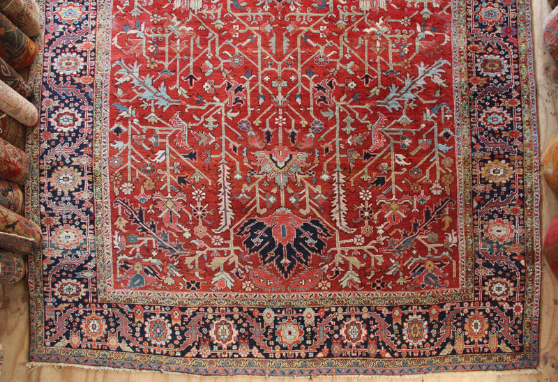 Antique Fine Heriz Carpet 290 x 444cm / 9'6" x 14'6"