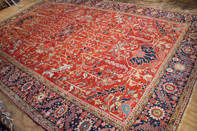 Antique Fine Heriz Carpet 290 x 444cm / 9'6" x 14'6"