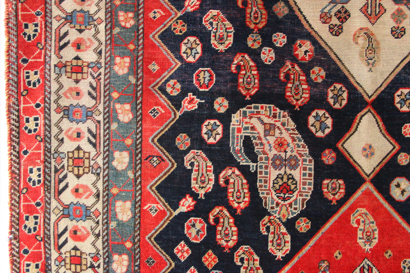 Fine Antique Qashqai Rug 130 x 216cm / 4'3" x 7'1"