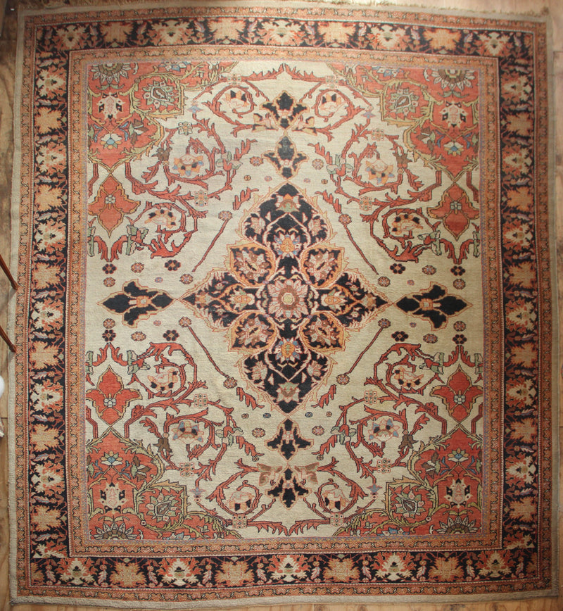 Antique Mahal Carpet 330 x 380cm / 10'10" x 12'5"