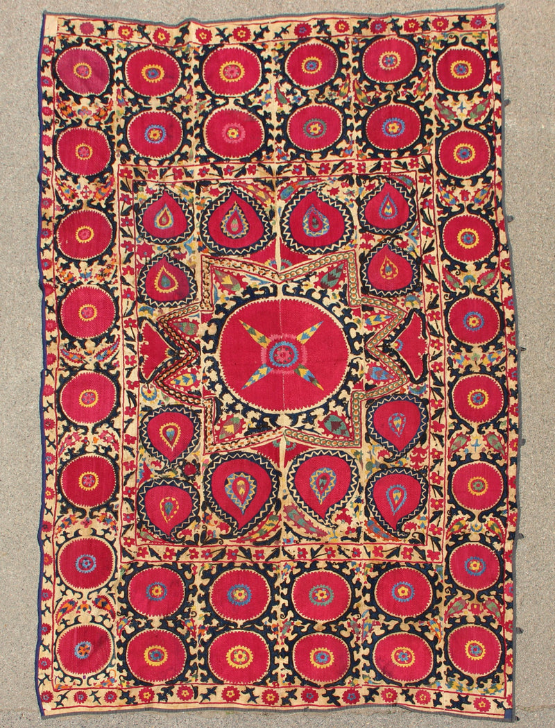 Antique Tashkent Suzani 184 x 282cm / 6'4" x 9'6"