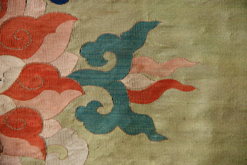 17/18th century Chinese Silk Kesi 64 x 53cm / 2'1" x 1'9"