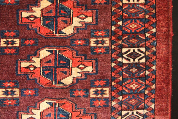 Mid 19th Century Yomud Chuval 105 x 79cm / 3'5" x 2'7"