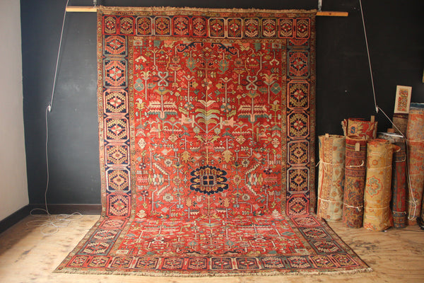 Antique Heriz Carpet Allover Design 9'4" x 14'4" / 286 x 419cm