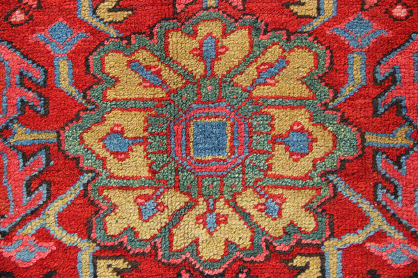 Antique Heriz Carpet With Allover Design 7'6" x 11'0" / 228 x 336cm