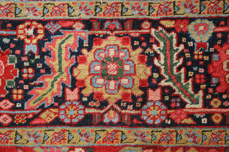 Antique Heriz Carpet With Allover Design 7'6" x 11'0" / 228 x 336cm