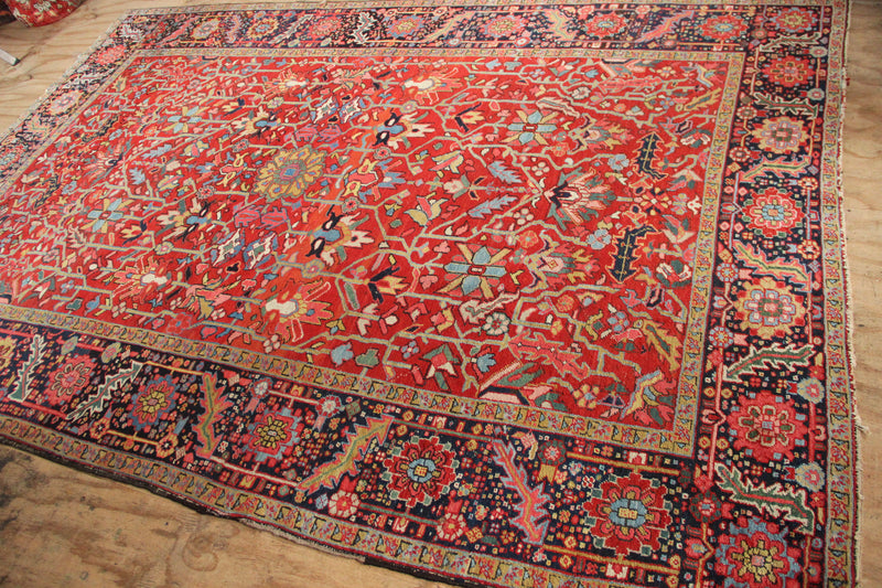 Antique Heriz Carpet With Allover Design 7'6" x 11'0" / 228 x 336cm