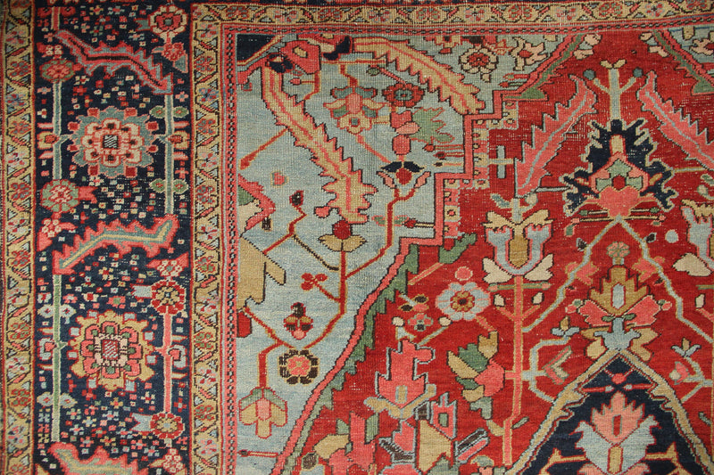 Antique Heriz Carpet With Light Blue Corners 8'7" x 11'3" / 262 x 343cm