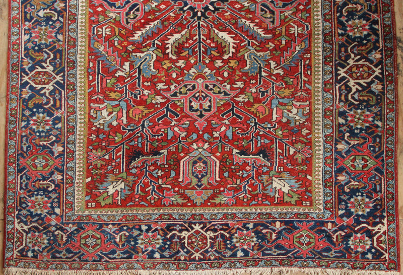 Antique Heriz Carpet 239 x 333cm / 7'10" x 10'11"
