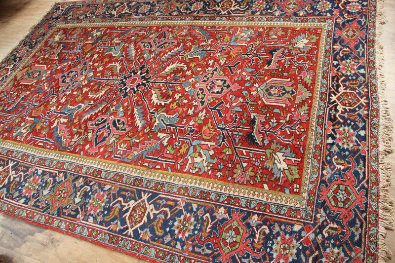 Antique Heriz Carpet 239 x 333cm / 7'10" x 10'11"