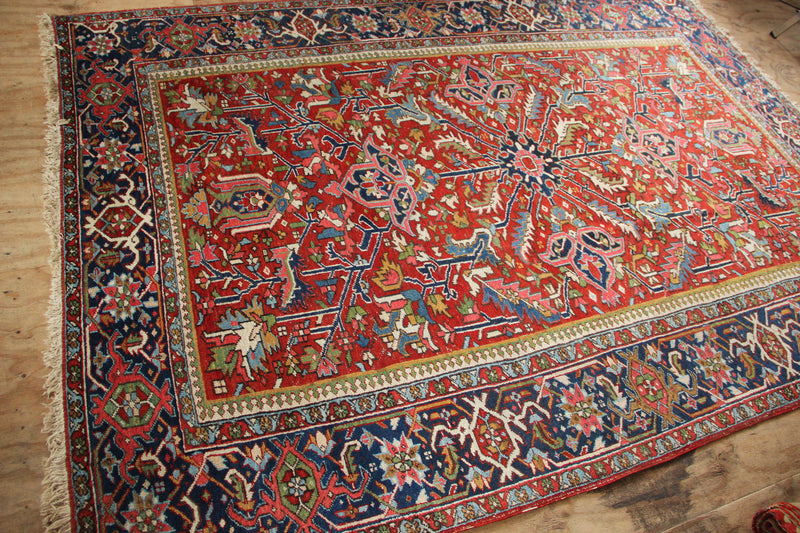 Antique Heriz Carpet 239 x 333cm / 7'10" x 10'11"