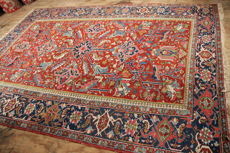 Antique Heriz Carpet 239 x 333cm / 7'10" x 10'11"