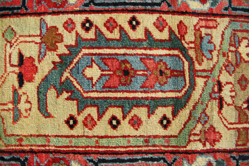Antique Serapi Gallery Carpet 168 x 445cm / 5'6" x 14'7"