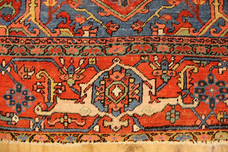 Antique Heriz, worn 292 x 388cm / 9'7" x 12'9"