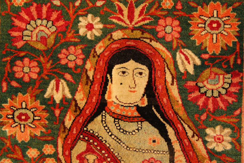 Antique Lavar Kirman Rug 67 x 81cm / 2'2" x 2'9"