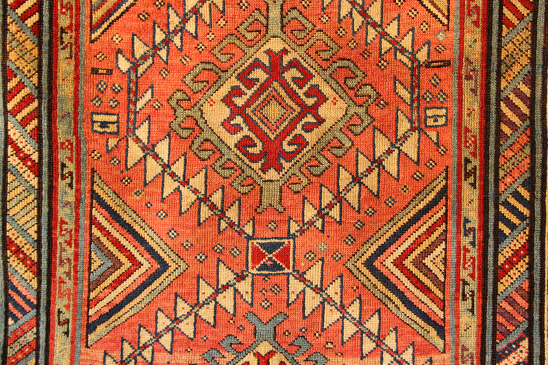 Antique Shirvan Rug 101 x 145cm / 3'4" x 4'9"