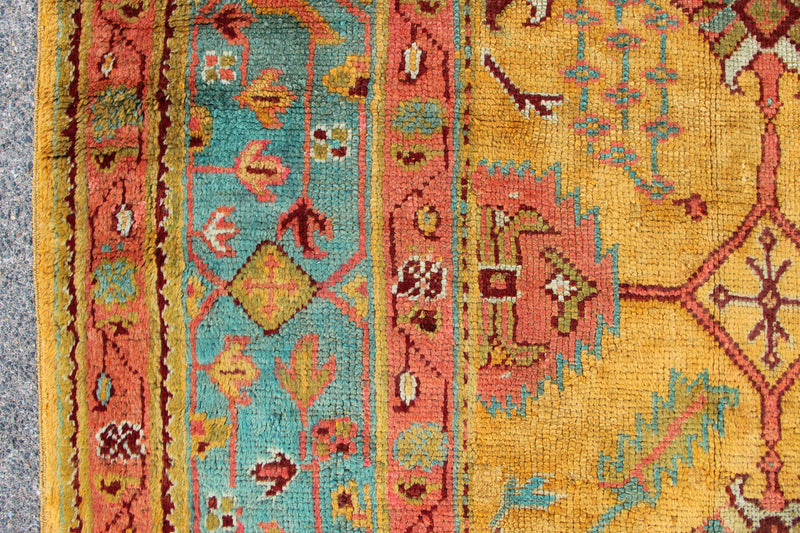 Antique Oushak Pale Gold Field 328 x 458cm / 10'9" x 15'0"