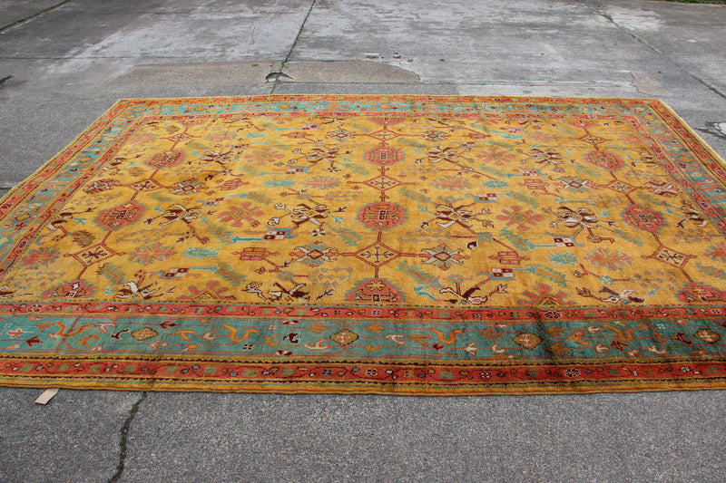 Antique Oushak Pale Gold Field 328 x 458cm / 10'9" x 15'0"