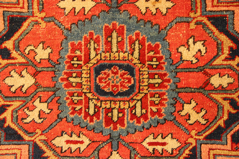 Antique Heriz Carpet Yellow Corners 261 x 309cm / 8'6" x 10'1"