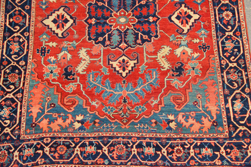 Super Fine Antique Karadja Serapi Small Carpet 154 x 190cm / 4'11" x 6'2"