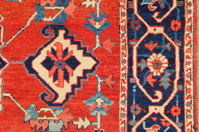 Super Fine Antique Karadja Serapi Small Carpet 154 x 190cm / 4'11" x 6'2"